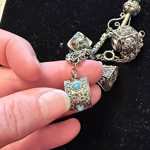 Vintage Silver Charm Bracelet - Picture 7 of 16